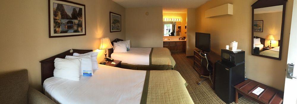 Hotel Baymont By Wyndham Anderson Clemson Extérieur photo